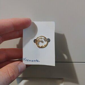 Dainty Krementz brooch